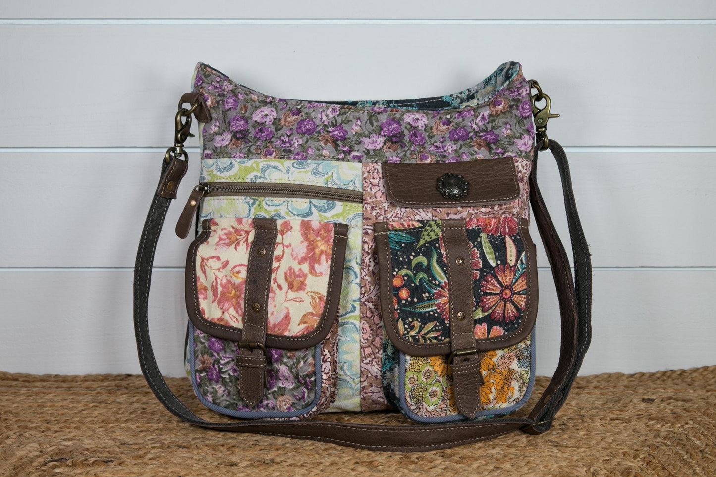 Le Fleur Shoulder Bag