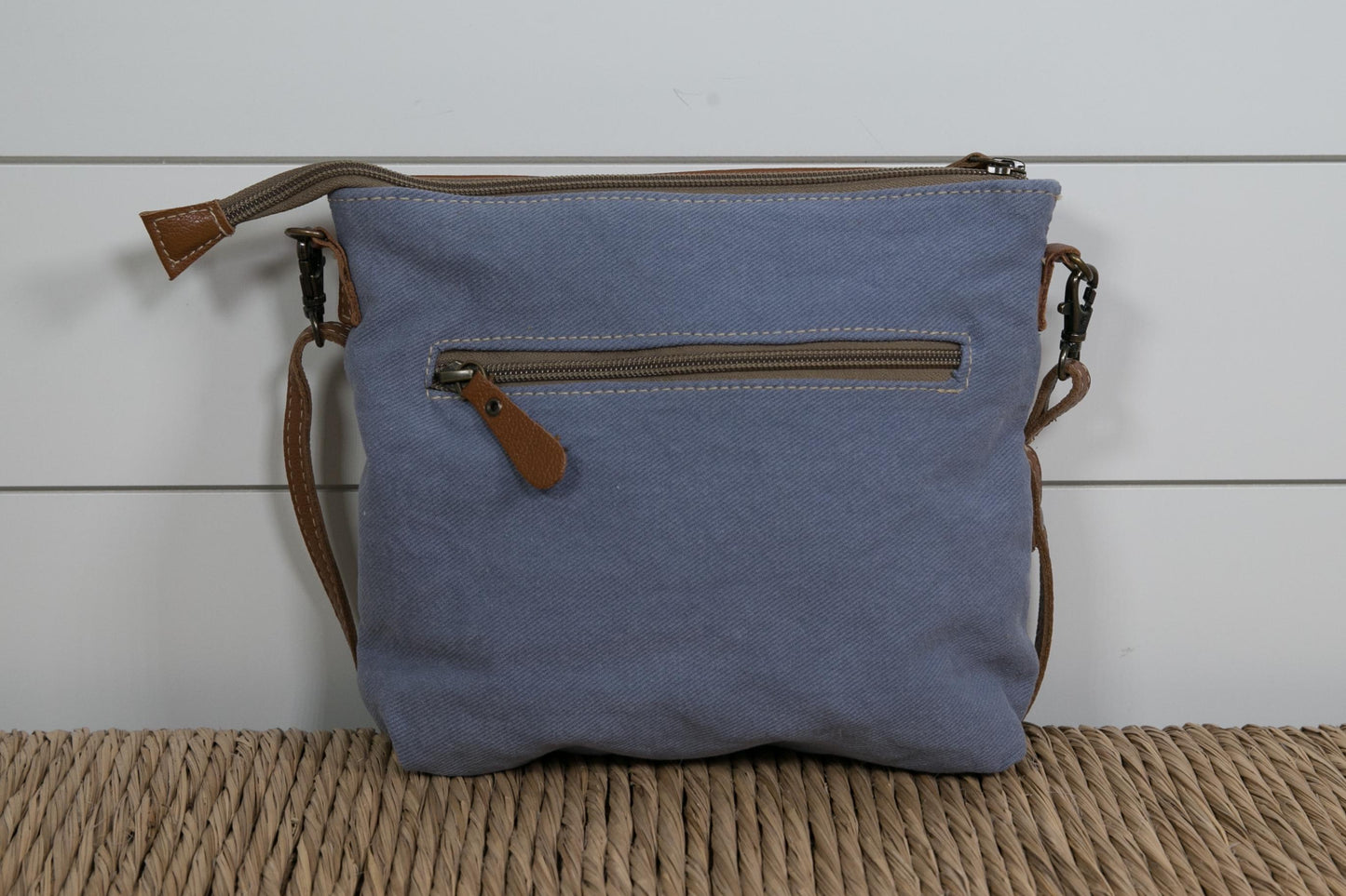 Woven Crossbody Bag in Floral Daisy Print