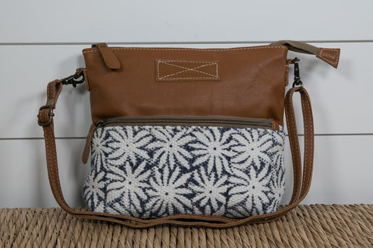 Woven Crossbody Bag in Floral Daisy Print